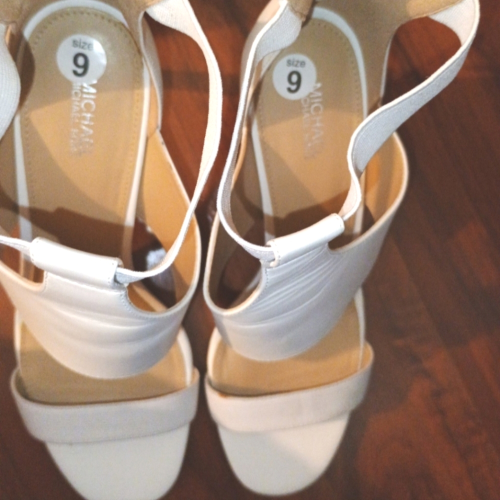 Women's Michael Kors Heels Size 9 - Picture 6 of 7